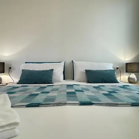 بيت ضيافة Villa Piras 3*