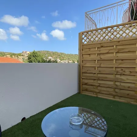 بيت ضيافة Villa Piras
